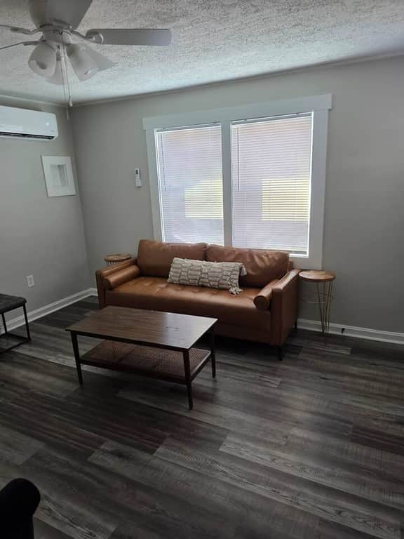 2 BR Close to Wade Hampton & DT