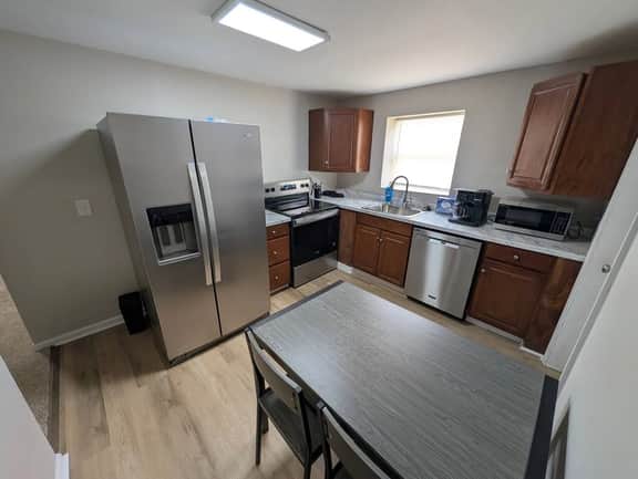 3BR 2Bath near Bon Secours SF Hospital with Fence