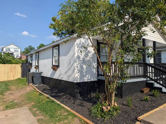 3BR 2Bath near Bon Secours SF Hospital with Fence