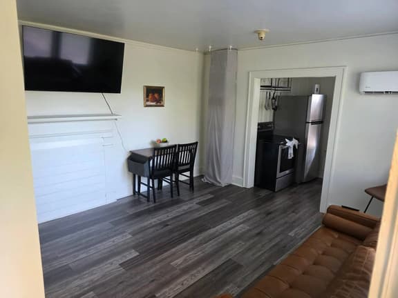 1BR Close to Haywood Mall and Woodruff Rd