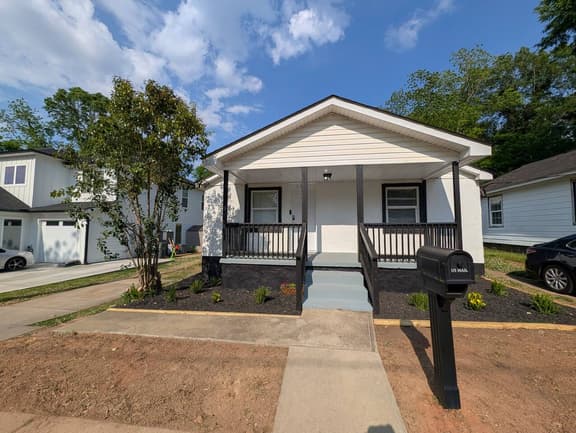3BR 2Bath near Bon Secours SF Hospital with Fence