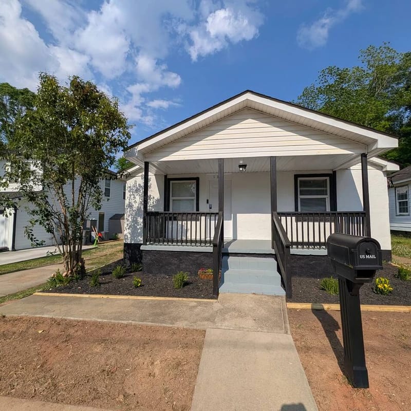 3BR 2Bath near Bon Secours SF Hospital with Fence